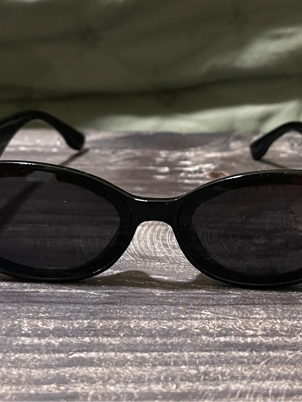 Sunglasses - Picture 3 of 4